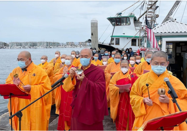 慶賀世界上政府頒布的唯一佛陀日 各地舉行放生、慈善救濟活動