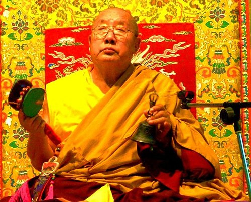 宁玛巴贝诺法王恭贺第三世多杰羌佛