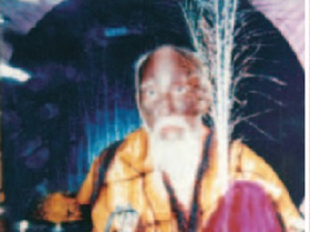 却吉降养清真法王腾空而来