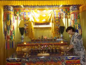 你这么年轻,为什么要学佛?